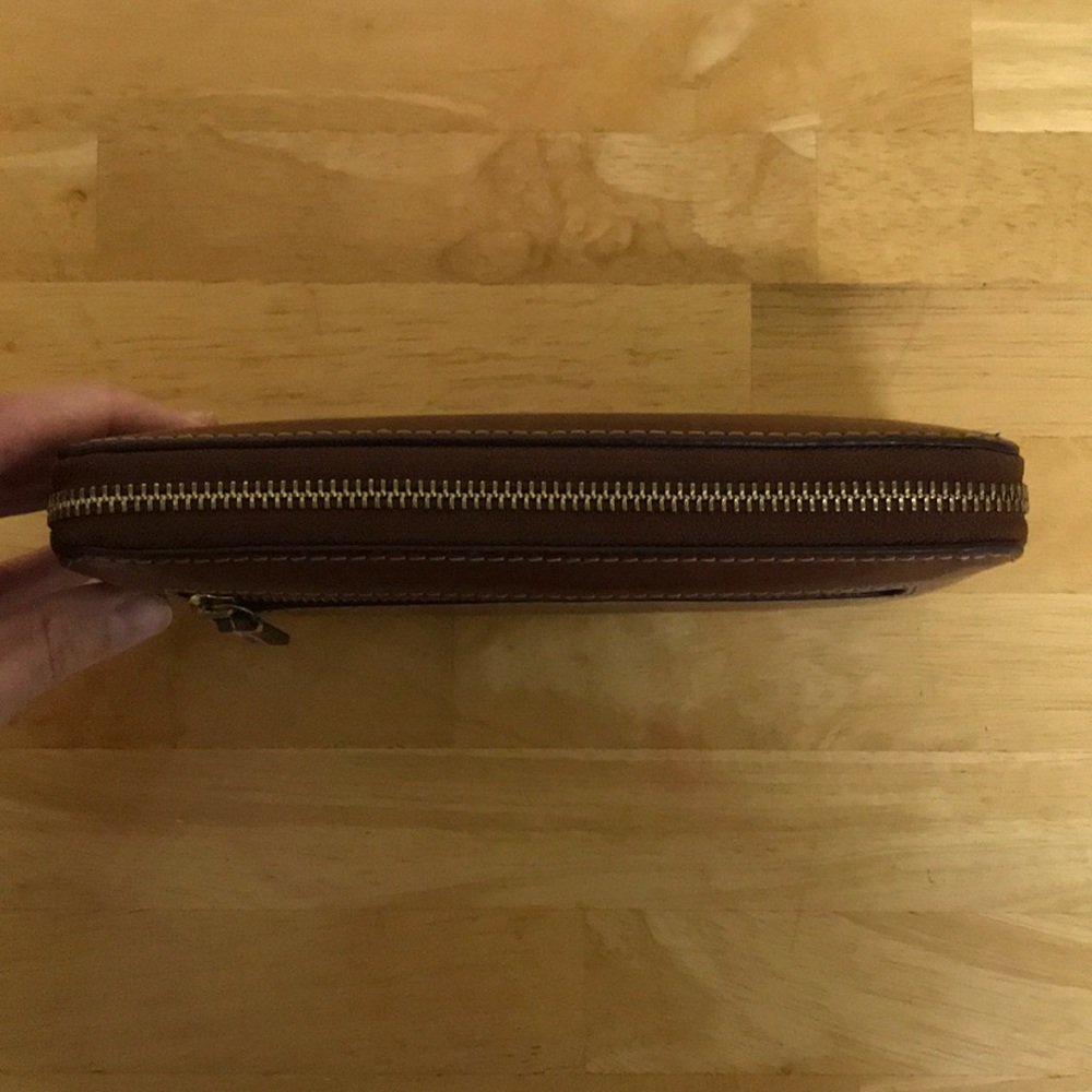 Fossil Wallet - Picture 9 of 11